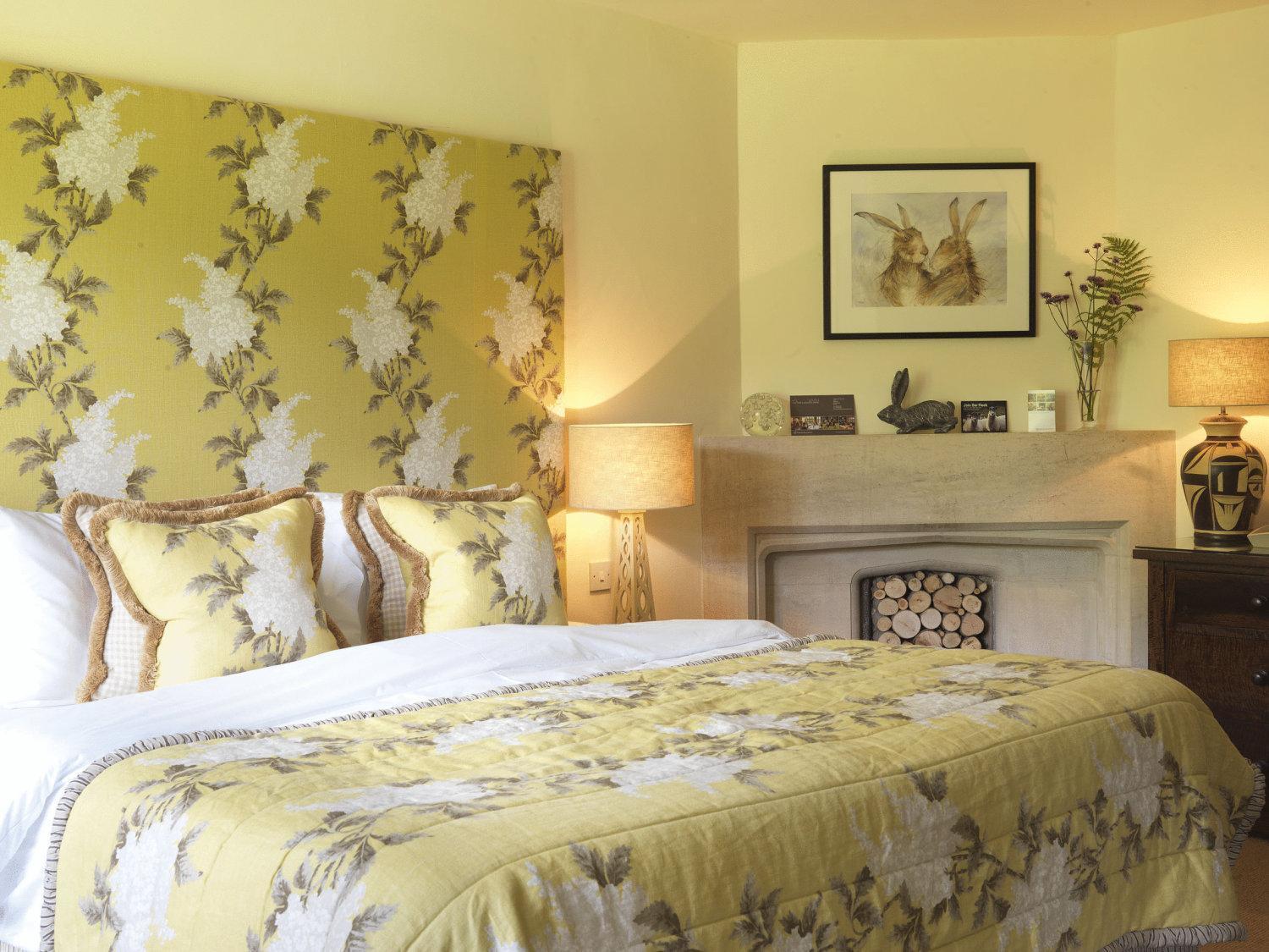 The Hare & Hounds Hotel Tetbury Bagian luar foto