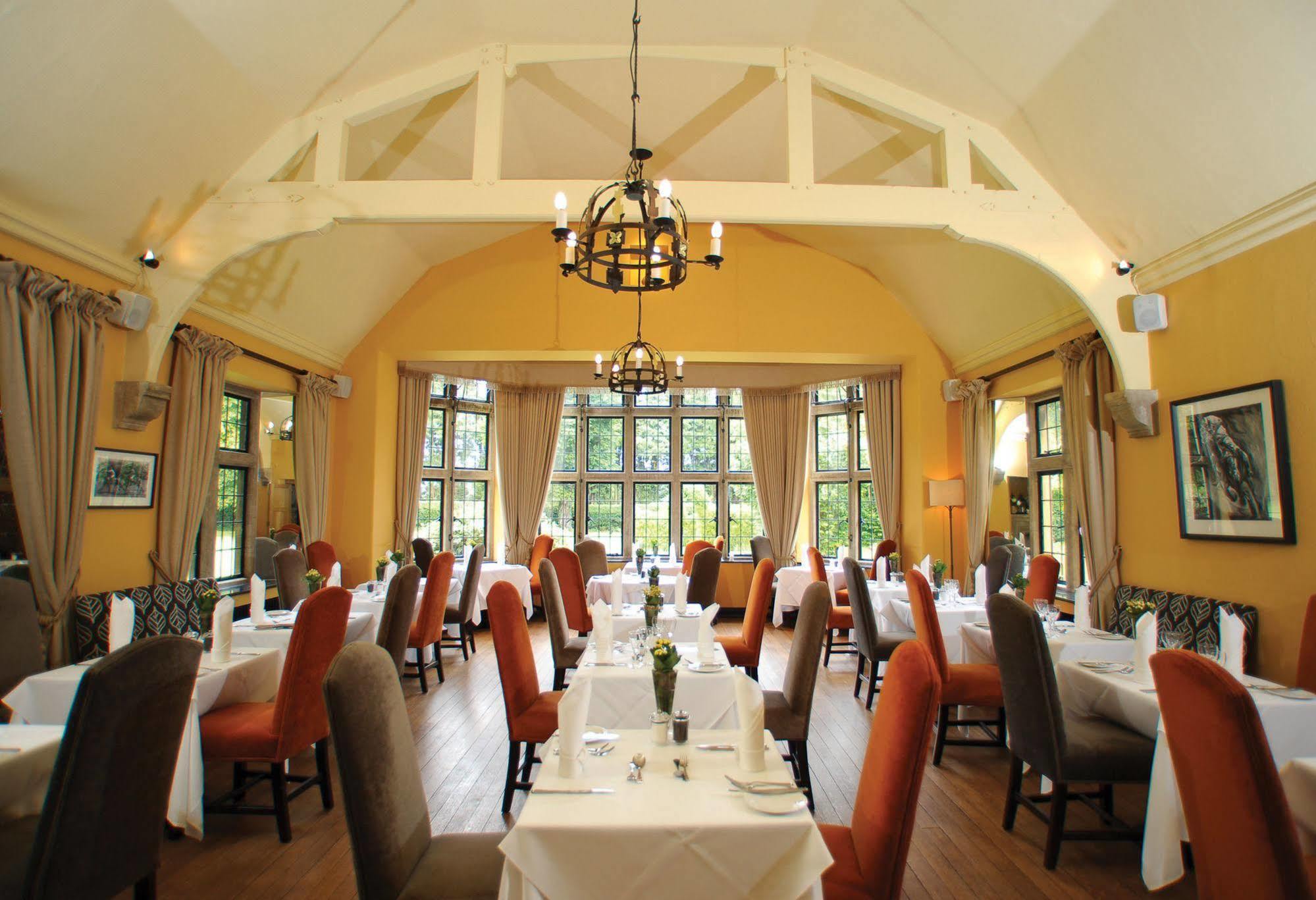 The Hare & Hounds Hotel Tetbury Bagian luar foto