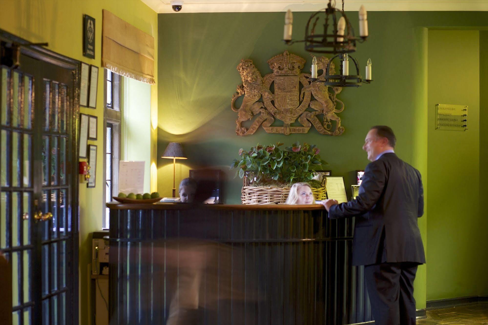 The Hare & Hounds Hotel Tetbury Bagian luar foto