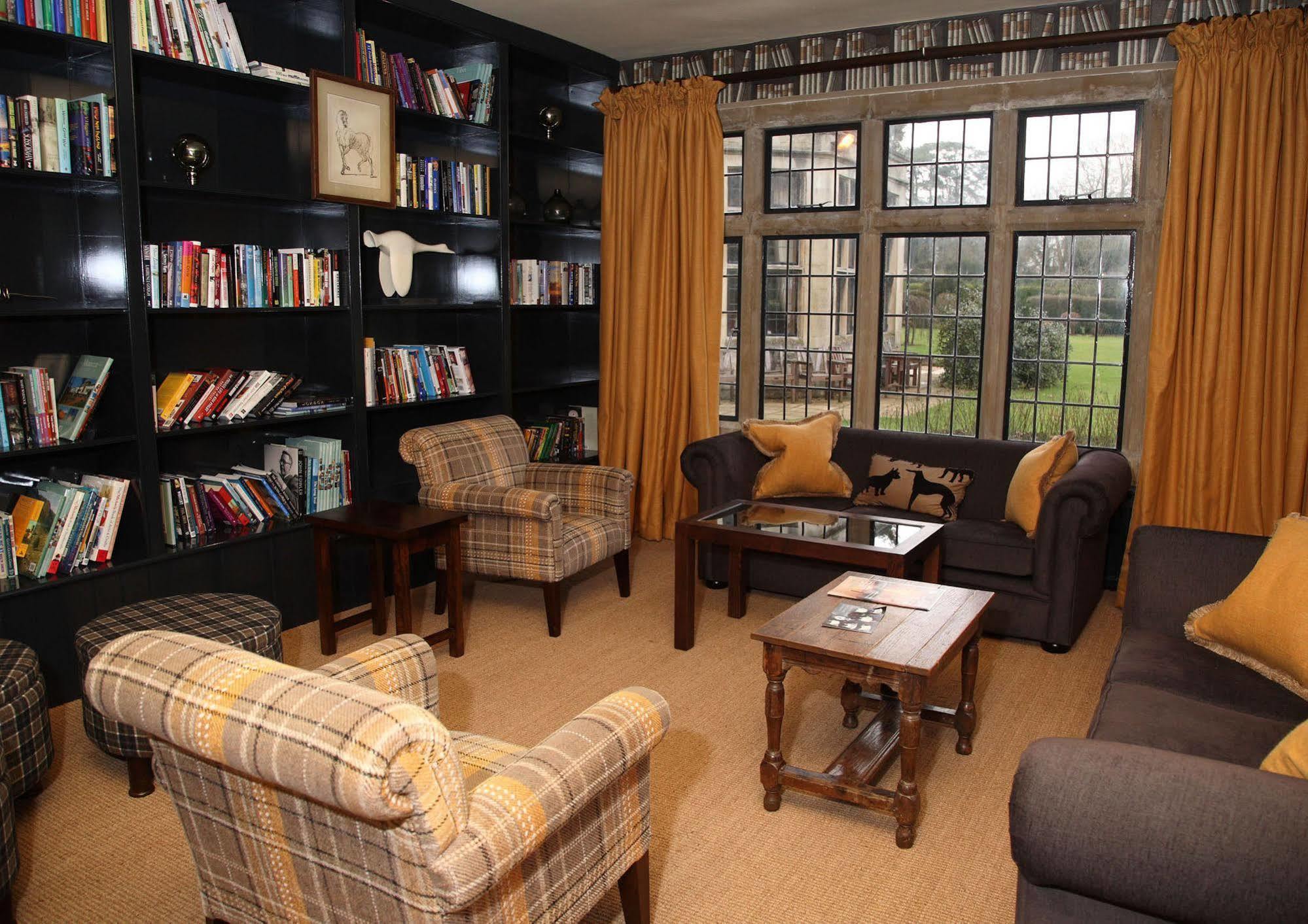 The Hare & Hounds Hotel Tetbury Bagian luar foto