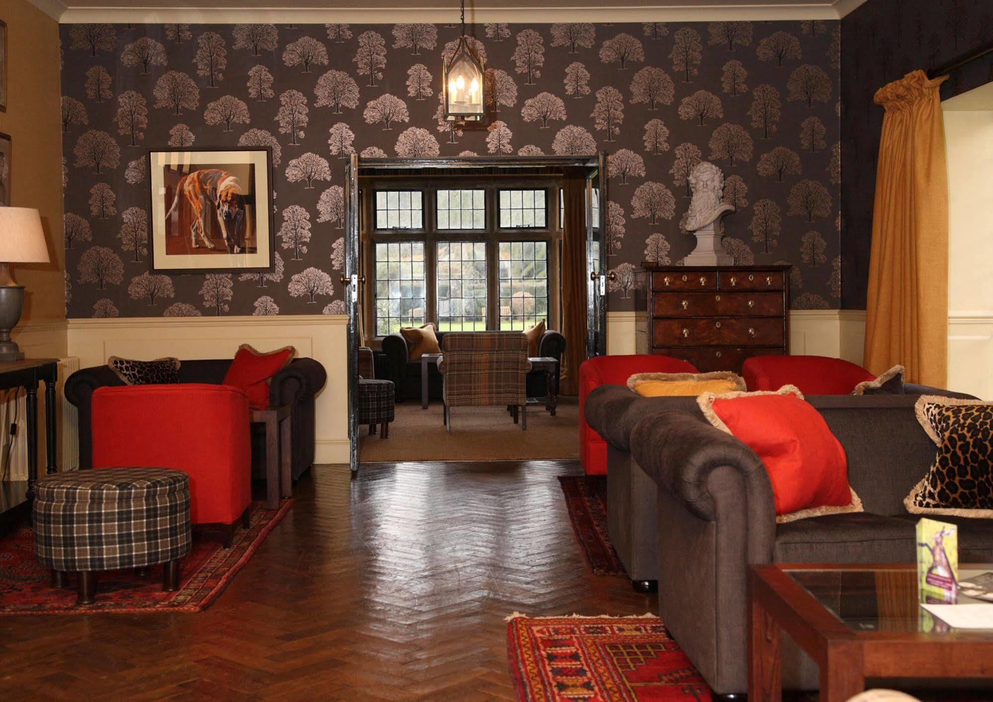 The Hare & Hounds Hotel Tetbury Bagian luar foto